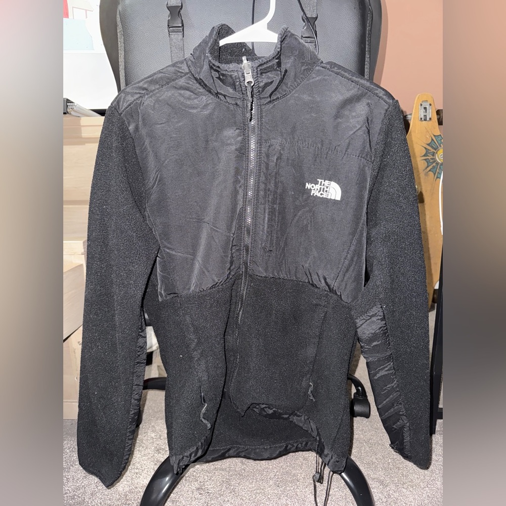 Black north face jacket